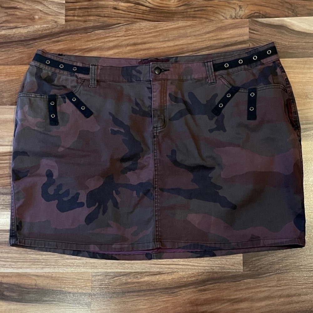 TRIPP NYC Camo Mini Skirt size 22